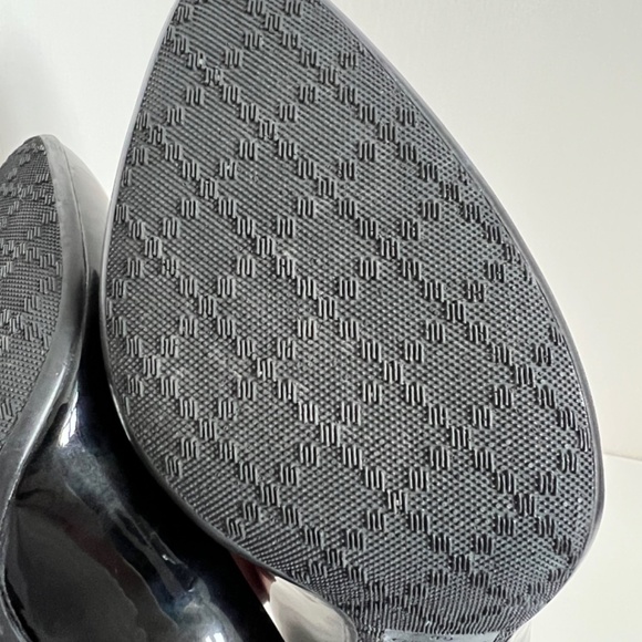 Gucci patent pumps 5.5 US - Picture 8 of 9